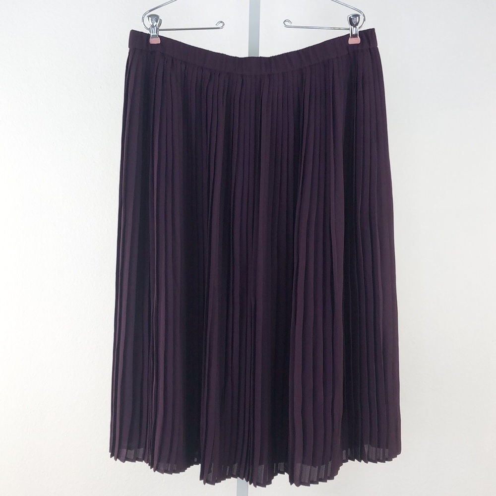 Eileen Fisher Plum Pleated Skirt, NWT Size 14 - Picture 3 of 8